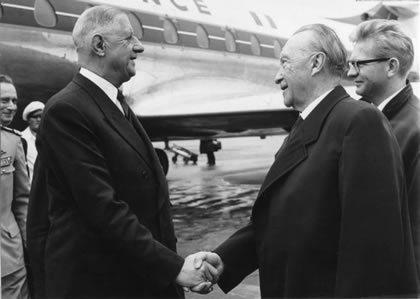 p1-1-05-adenauer_deGaulle_1961.jpg