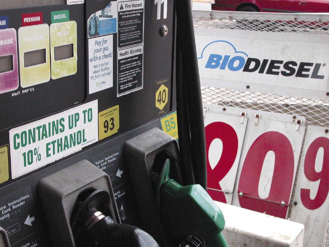 v1-9-Ethanol_gas_pump.jpg