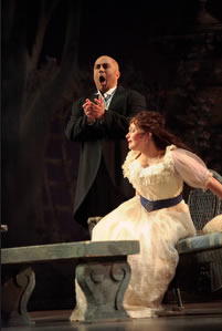 Leporello with oversize hourglass