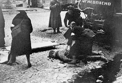 a2-leningrad_siege_1941.jpg